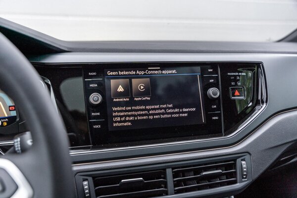 Apple Carplay/Android Auto