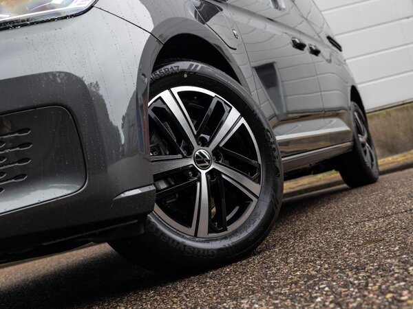 lichtmetalen velgen 6-spaaks 17"