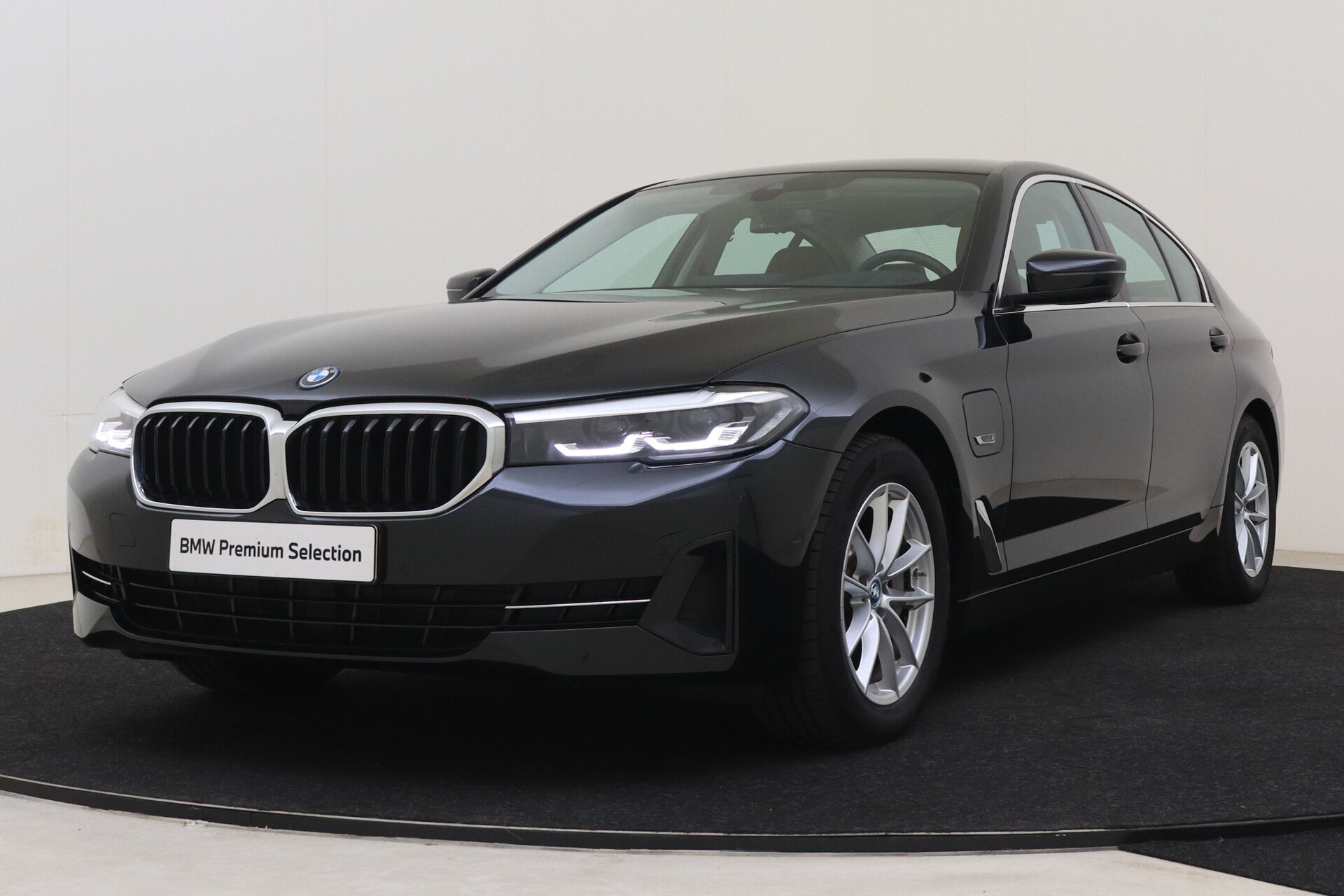 BMW 5 Serie 530e xDrive High Executive Automaat