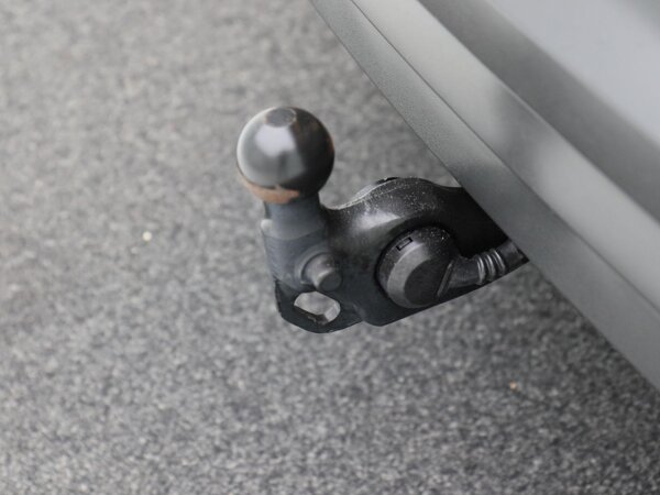 trekhaak elektrisch uitklapbaar