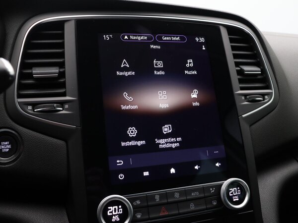 Apple Carplay/Android Auto