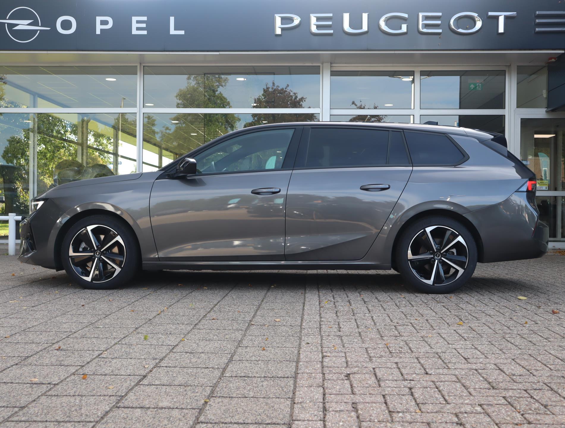 Opel Astra Sports Tourer GS Turbo Hybrid 145pk Start/Stop e-DCT automaat, Rijklaarprijs, Navigatie Stoel- stuur en voorruitverwarming Camer - Afbeelding 3