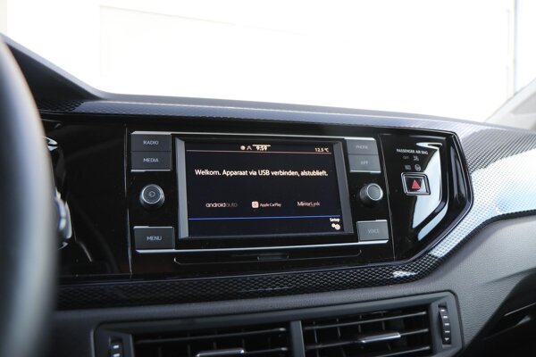 Apple Carplay/Android Auto