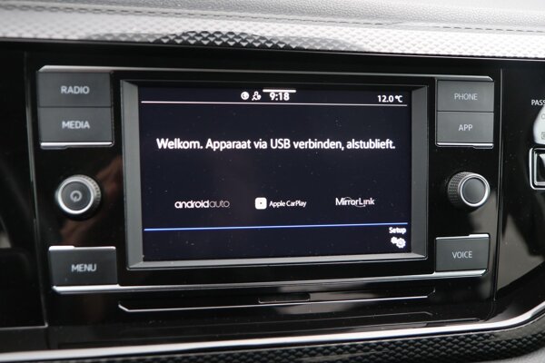 Apple Carplay/Android Auto