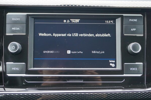 Apple Carplay/Android Auto