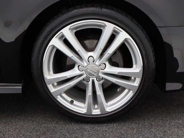 lichtmetalen velgen 18" lichtmetalen velgen 18"