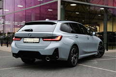 BMW 3 Serie Touring 330e M Sport Automaat - Afbeelding 2
