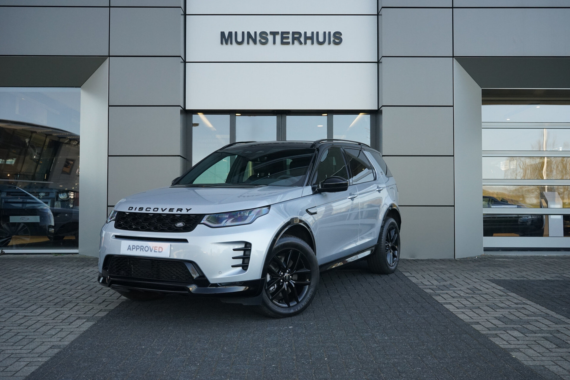 Land Rover Discovery Sport P300e PHEV Dynamic SE | Occasion Lease vanaf € 939 p/m