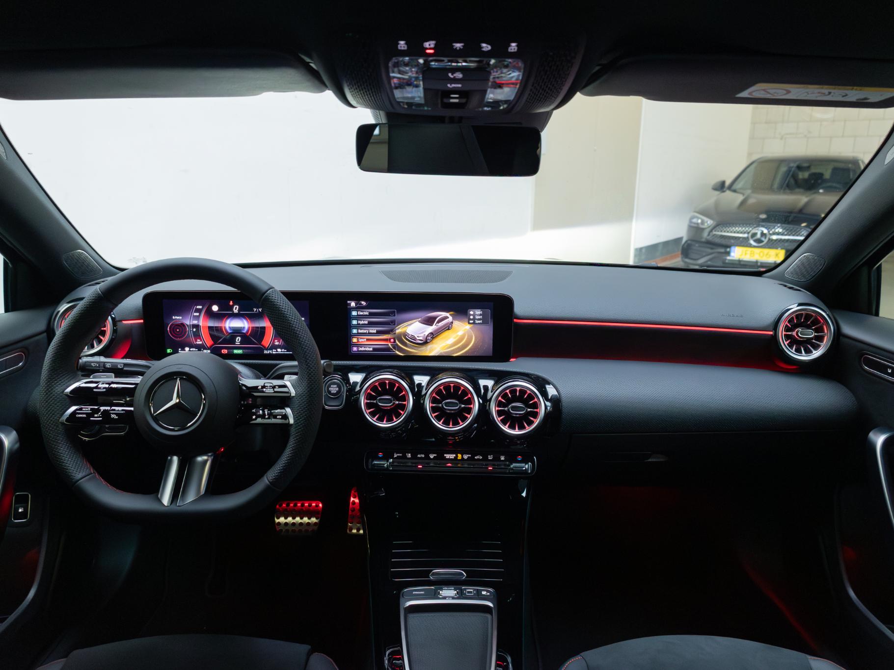 Mercedes-Benz A-Klasse Hatchback 250 e Business Solution AMG - Afbeelding 3