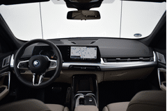 BMW X1 xDrive30e High Executive M Sport Automaat - Afbeelding 3