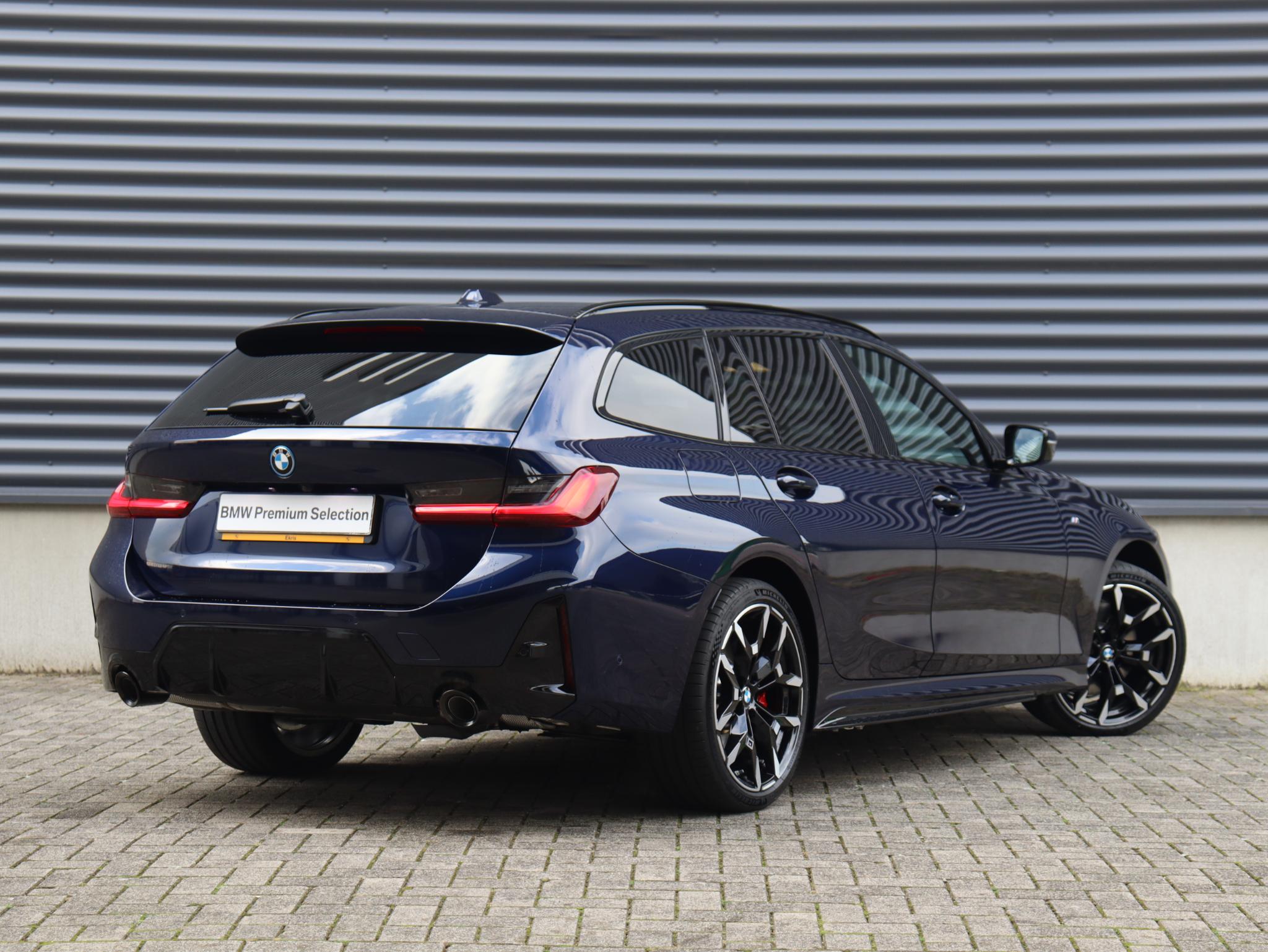 BMW 3 Serie Touring 330e - Afbeelding 2