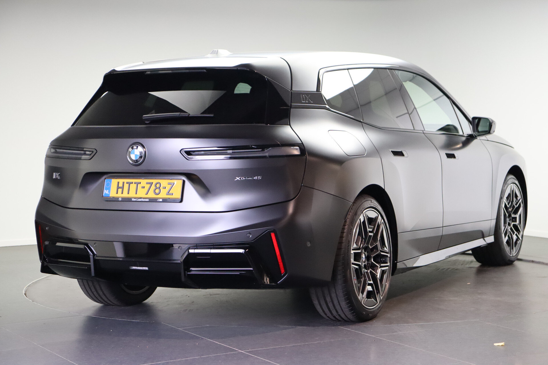 BMW iX xDrive45 M Sport - Afbeelding 3