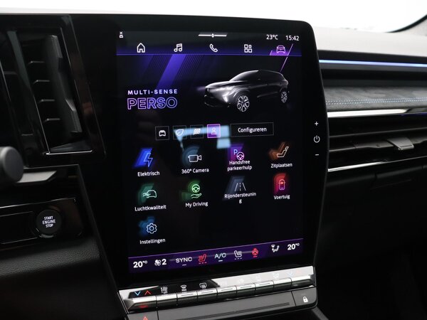 Apple Carplay/Android Auto Apple Carplay/Android Auto