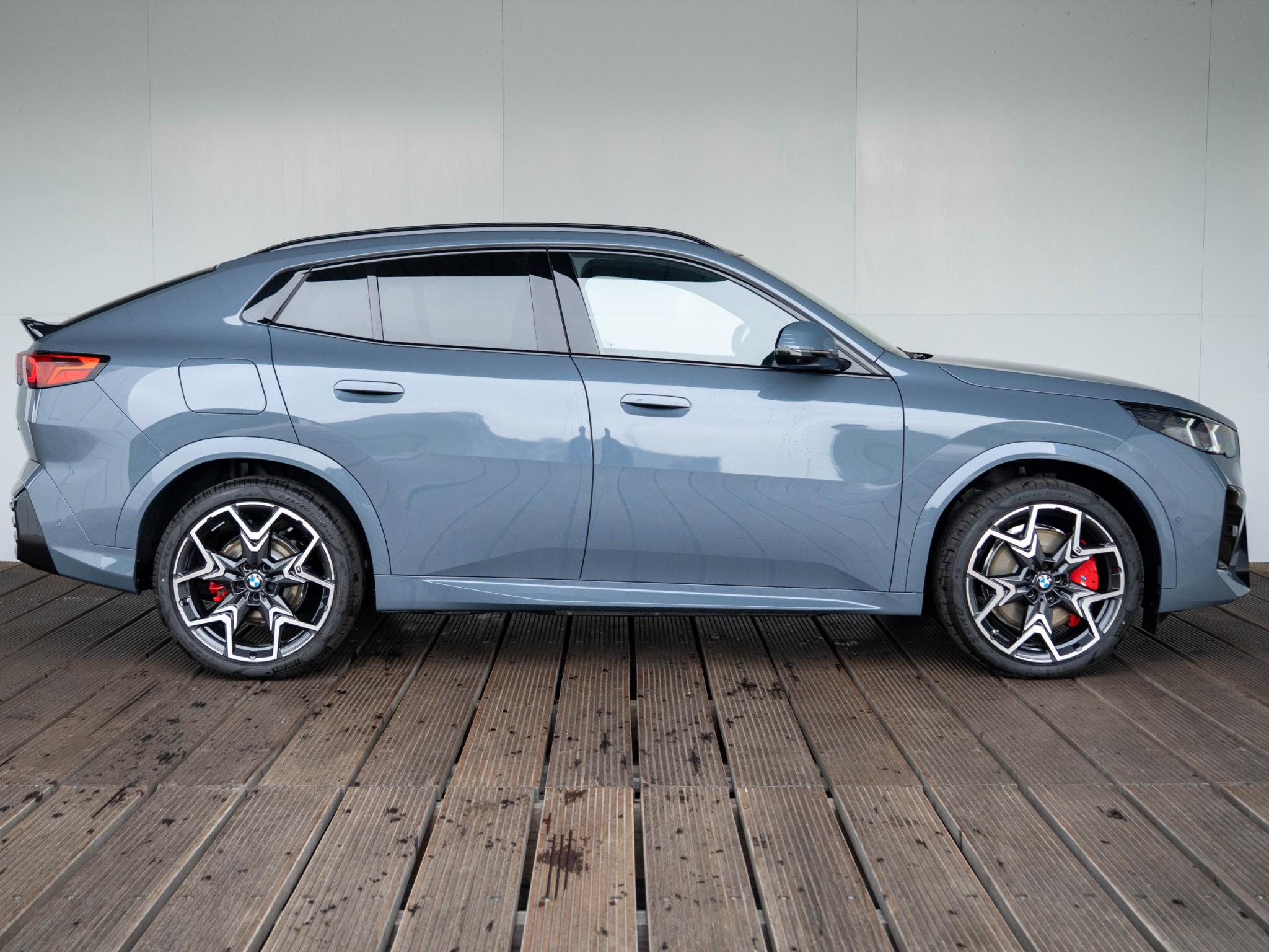 BMW iX2 eDrive20 - Afbeelding 4