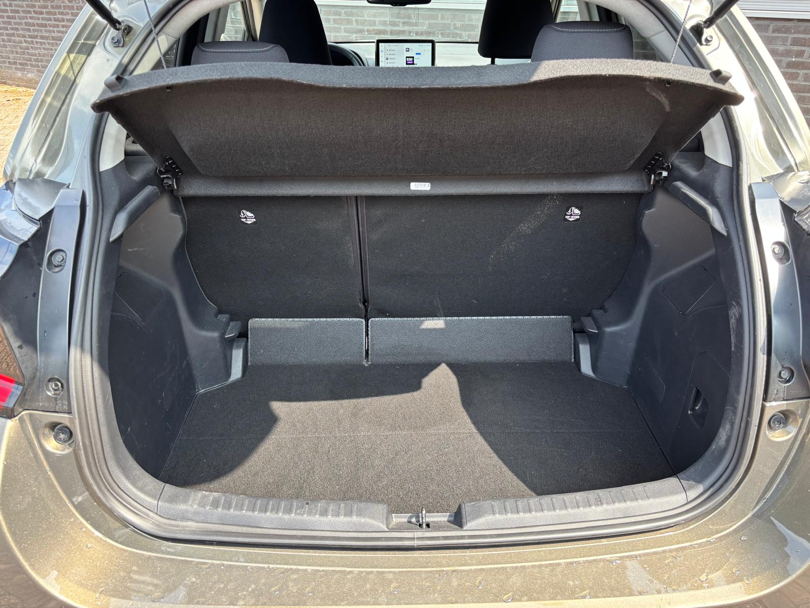 Toyota Yaris 1.5 Hybrid 115 First Edition - Afbeelding 3