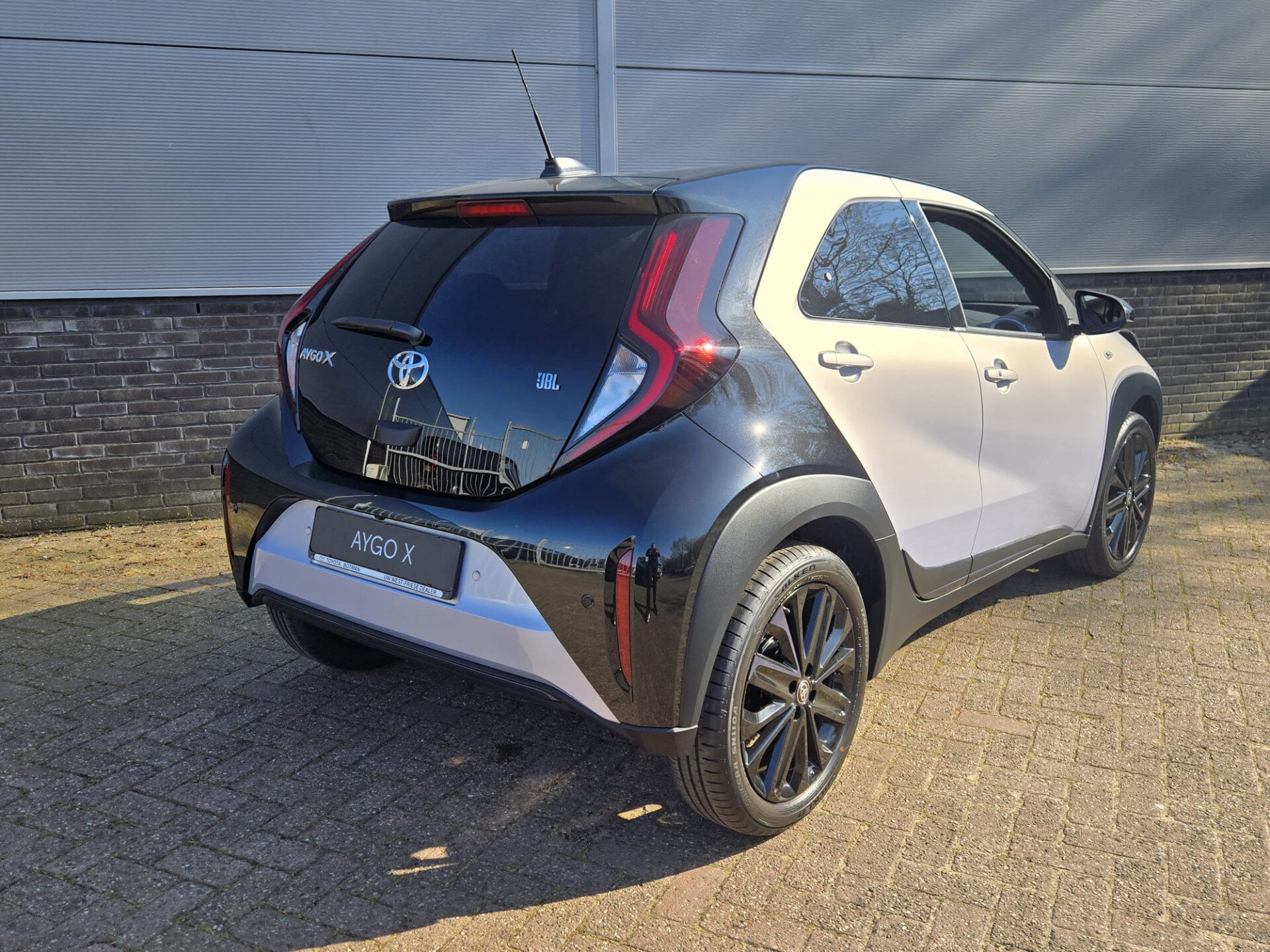 Toyota Aygo X 1.0 VVT-i MT JBL, Nieuw Op Voorraad - Afbeelding 2