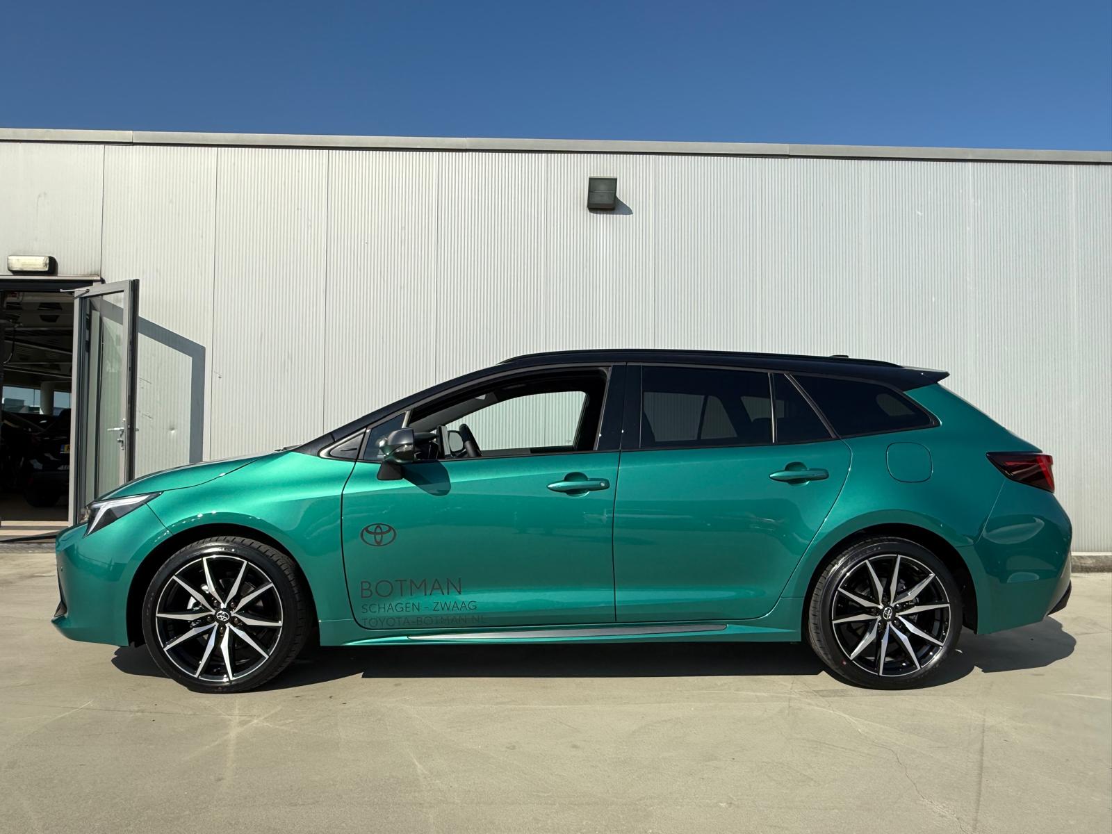 Toyota Corolla Touring Sports Hybrid 140 GR Sport Automaat - Afbeelding 5