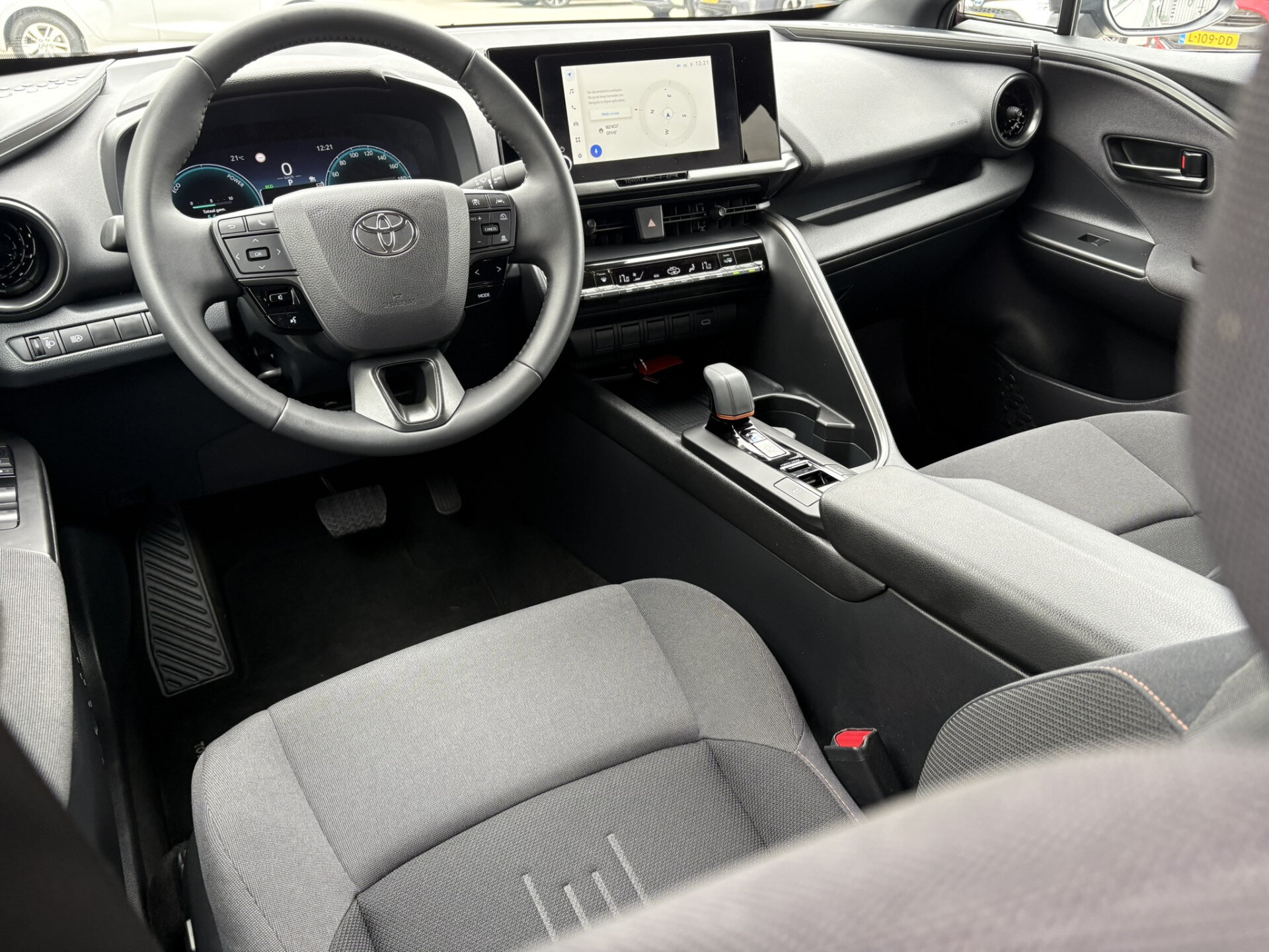 Toyota C-HR 1.8 Hybrid 140 Dynamic - Afbeelding 2