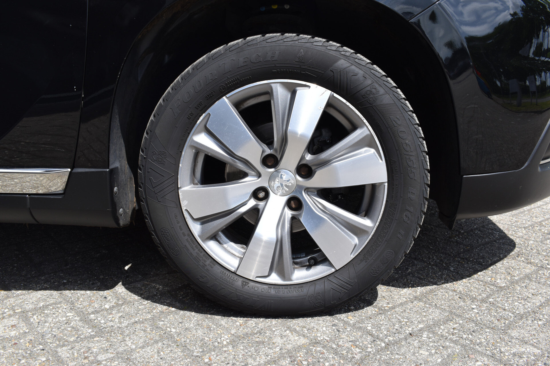 Peugeot 2008 1.2 PureTech Active Automaat - Afbeelding 2