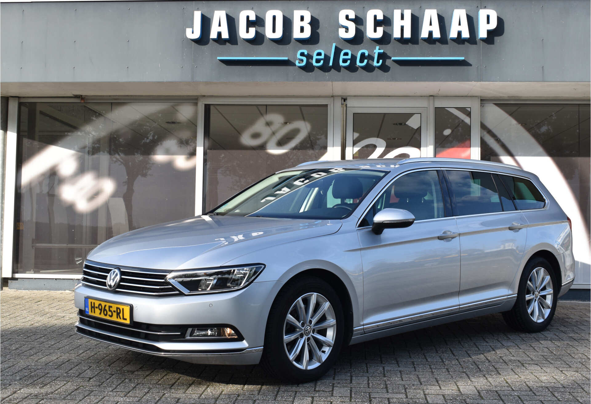 Volkswagen Passat Variant 1.4 TSI Highline Business R