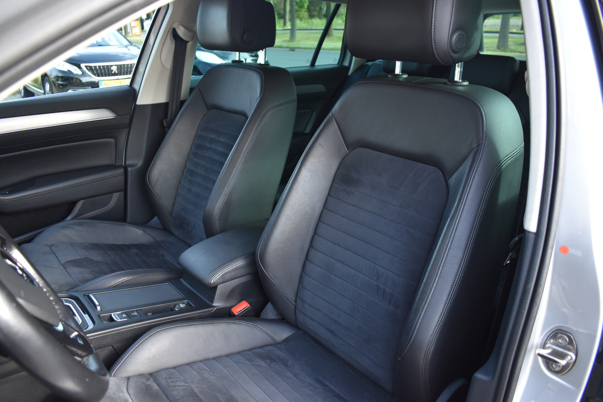 Volkswagen Passat Variant 1.4 TSI Highline Business R - Afbeelding 5