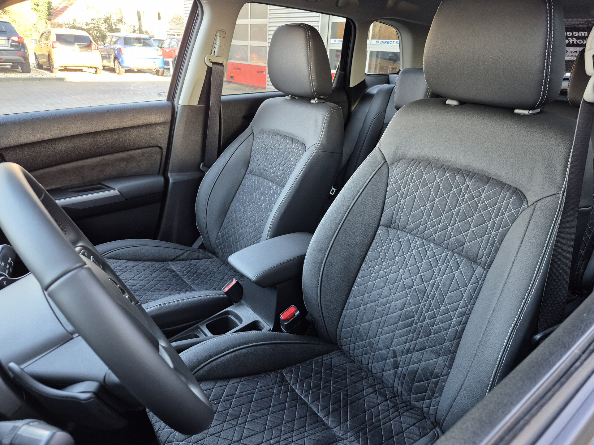 Suzuki Vitara 1.5 Hybrid Style Rhino Edition Automaat 115pk - Afbeelding 4