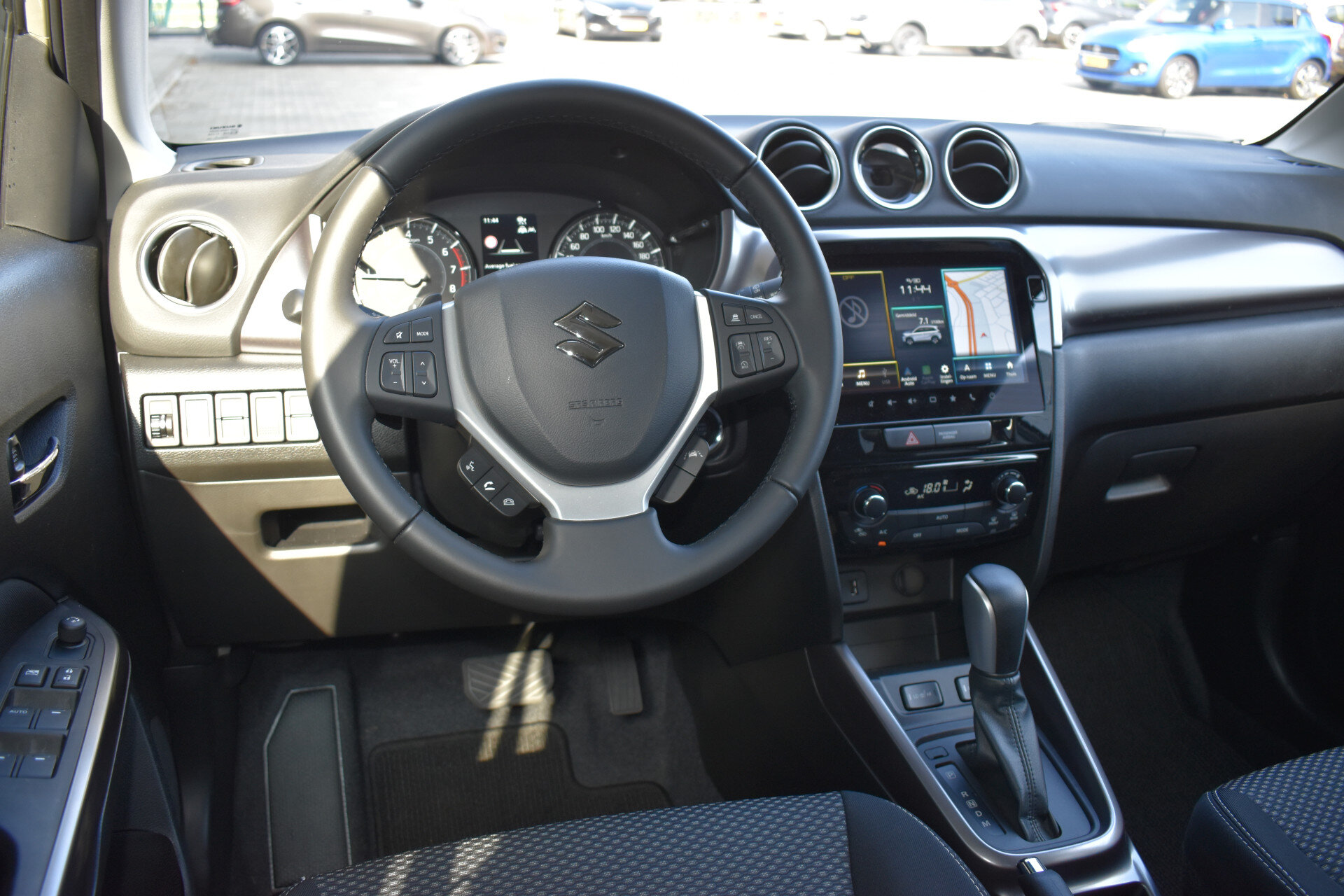 Suzuki Vitara 1.4 Boosterjet Select Hybrid Automaat 109pk - Afbeelding 2