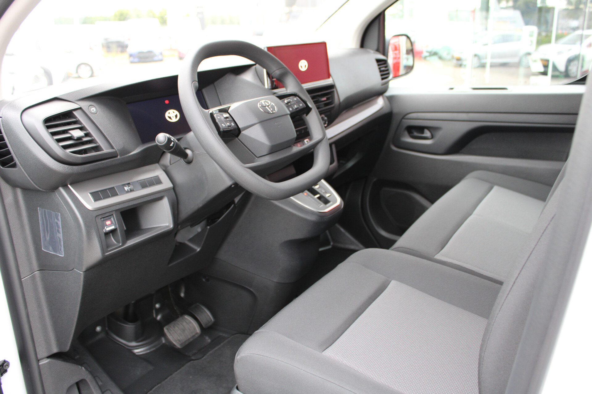 Toyota ProAce Electric Worker Challenger Extra Range 75 kWh - Afbeelding 2