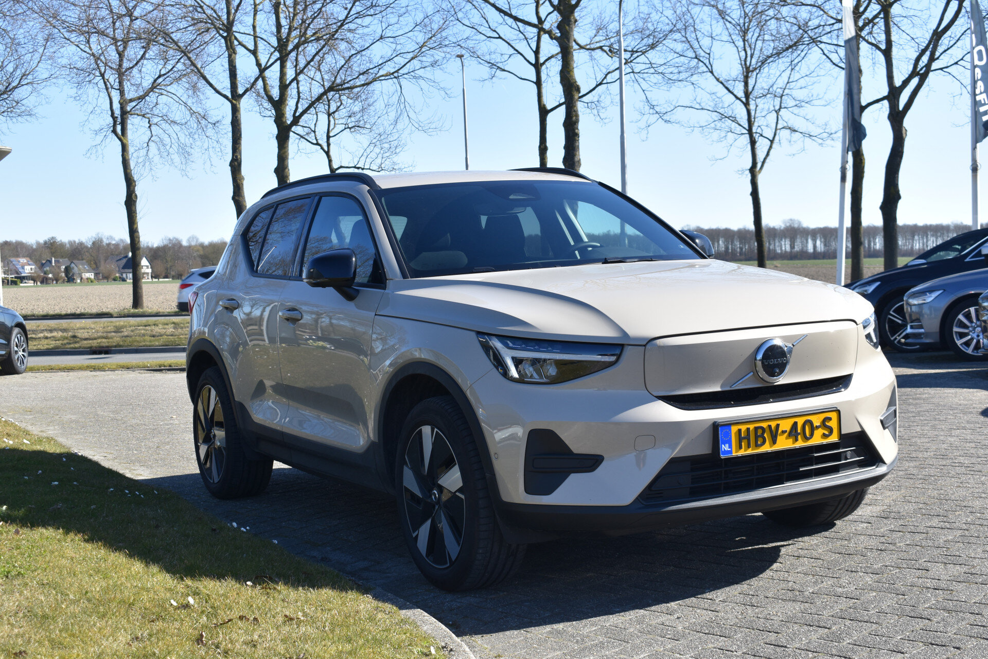 Volvo EX40 Extended Range Business edition 82 kWh - Afbeelding 2