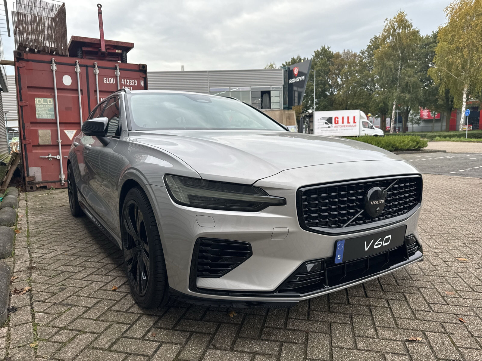 Volvo V60 T6 Plug-in hybrid AWD Ultra Dark - Afbeelding 5