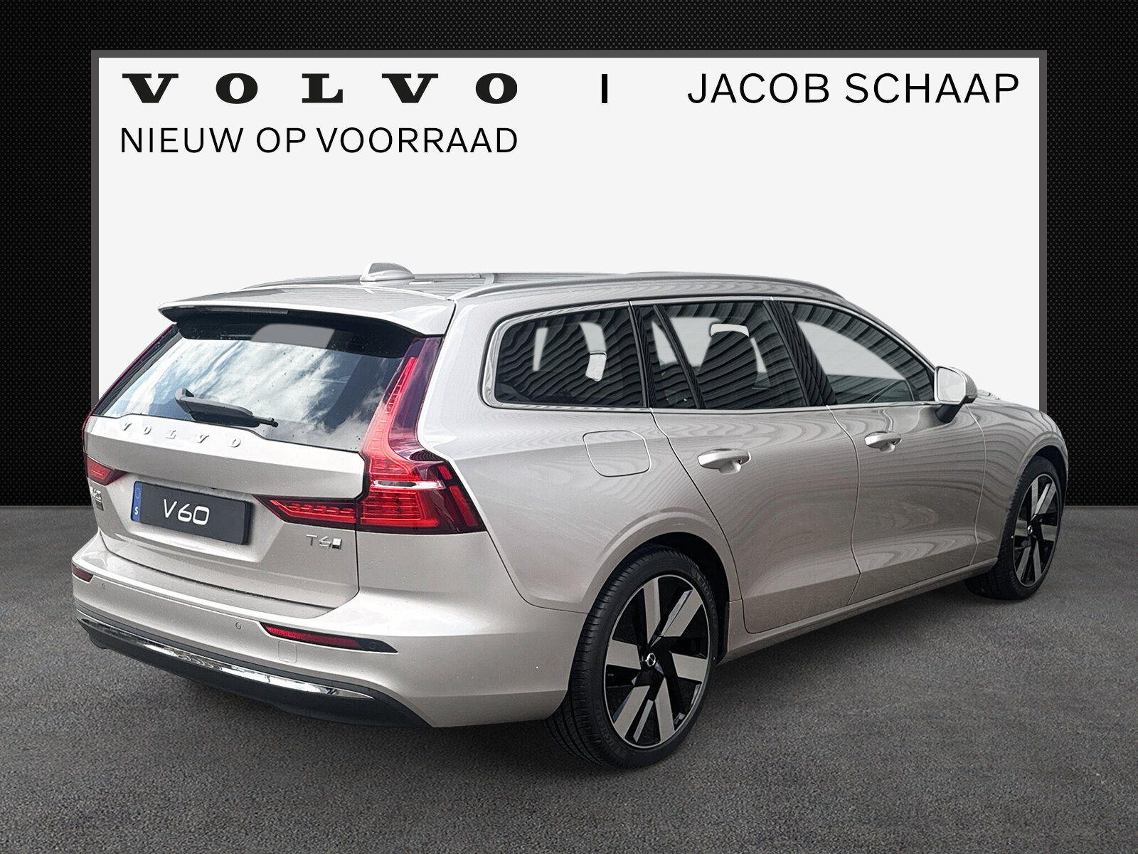 Volvo V60 2.0 T6 Plug-in hybrid AWD Essential Bright - Afbeelding 4