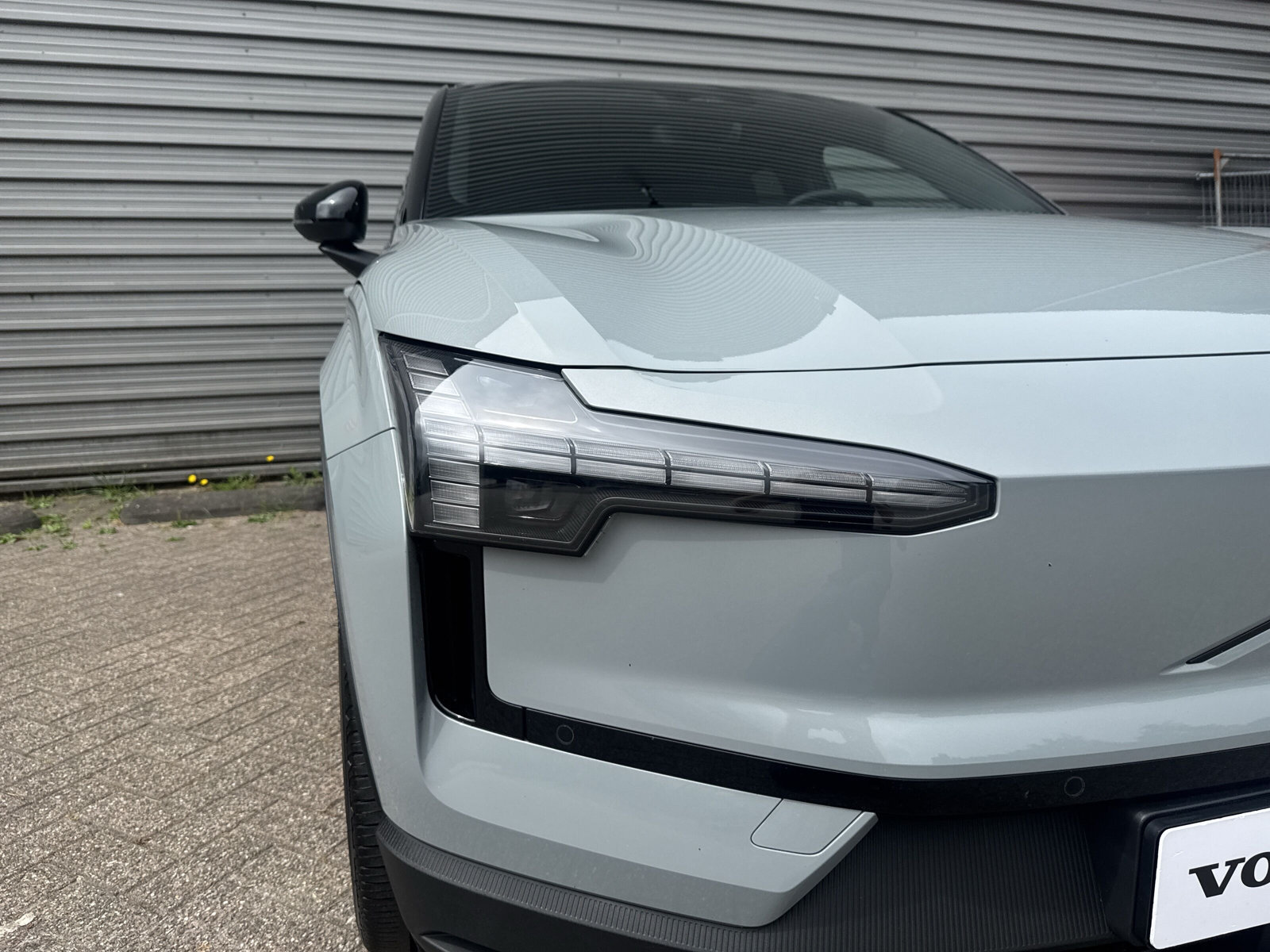 Volvo EX30 Twin Motor Performance Plus 69 kWh - Afbeelding 4