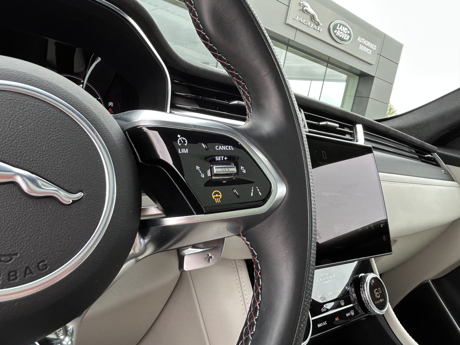 Jaguar F-PACE 5.0 P550 550pk AWD V8 SVR - Afbeelding 5