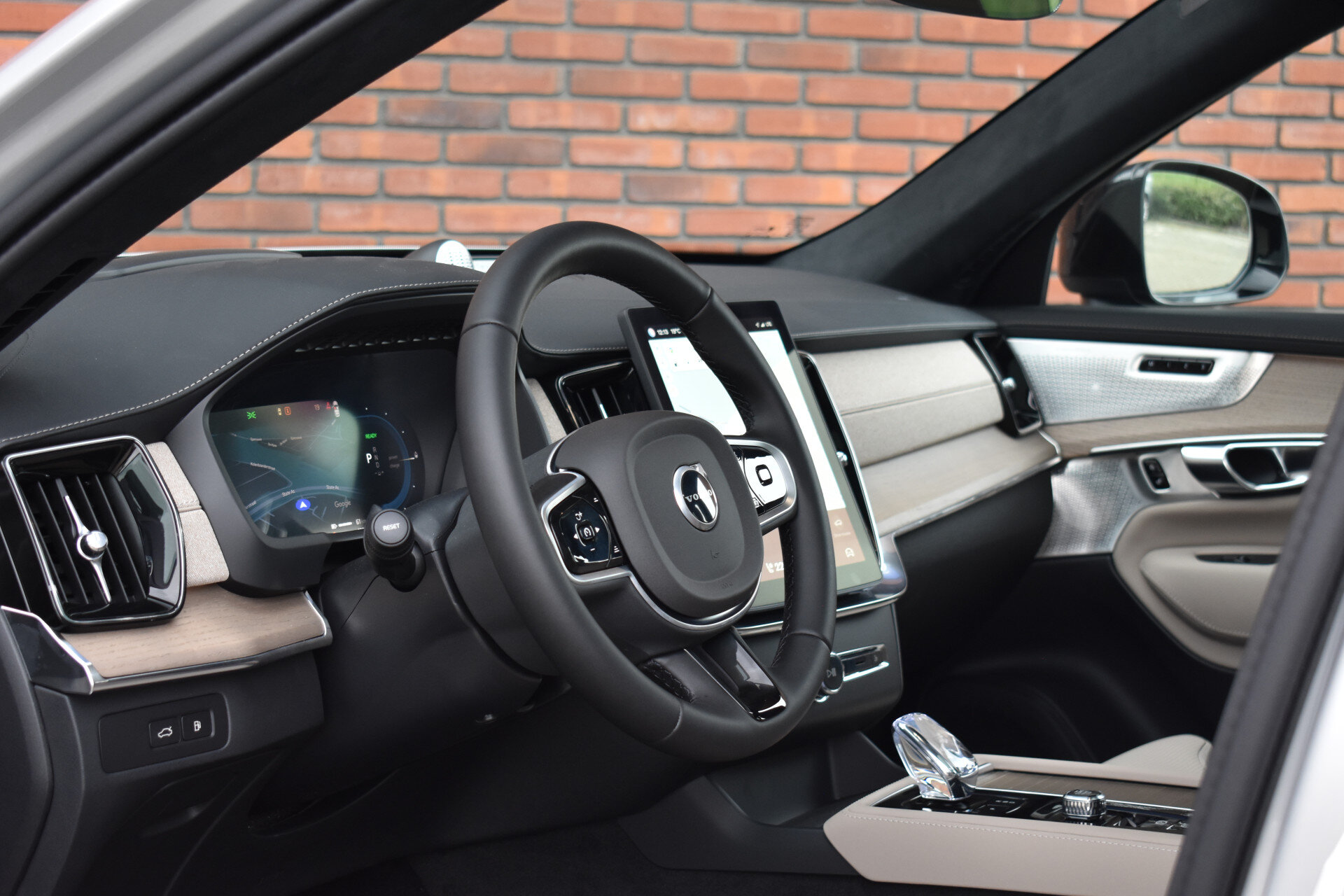 Volvo XC90 T8 455PK Plug-in hybrid AWD Ultra Dark - Afbeelding 4