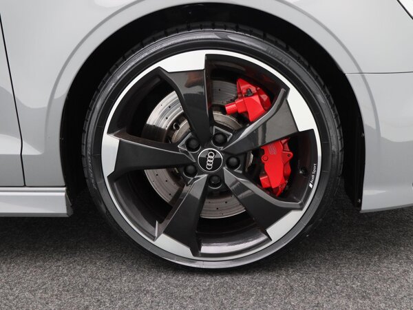 lichtmetalen velgen 19" lichtmetalen velgen 19"