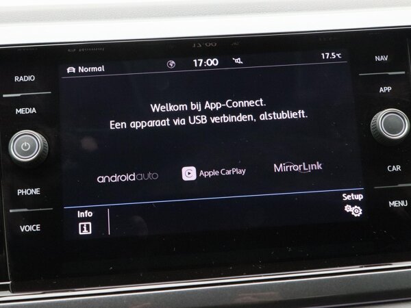 Apple Carplay/Android Auto