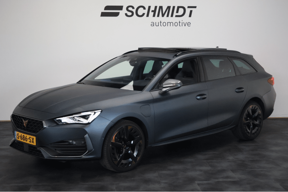 CUPRA Leon Sportstourer 1.4 e-Hybrid Copper VZ Performance | Panoramadak | Sportstoel - Afbeelding 1