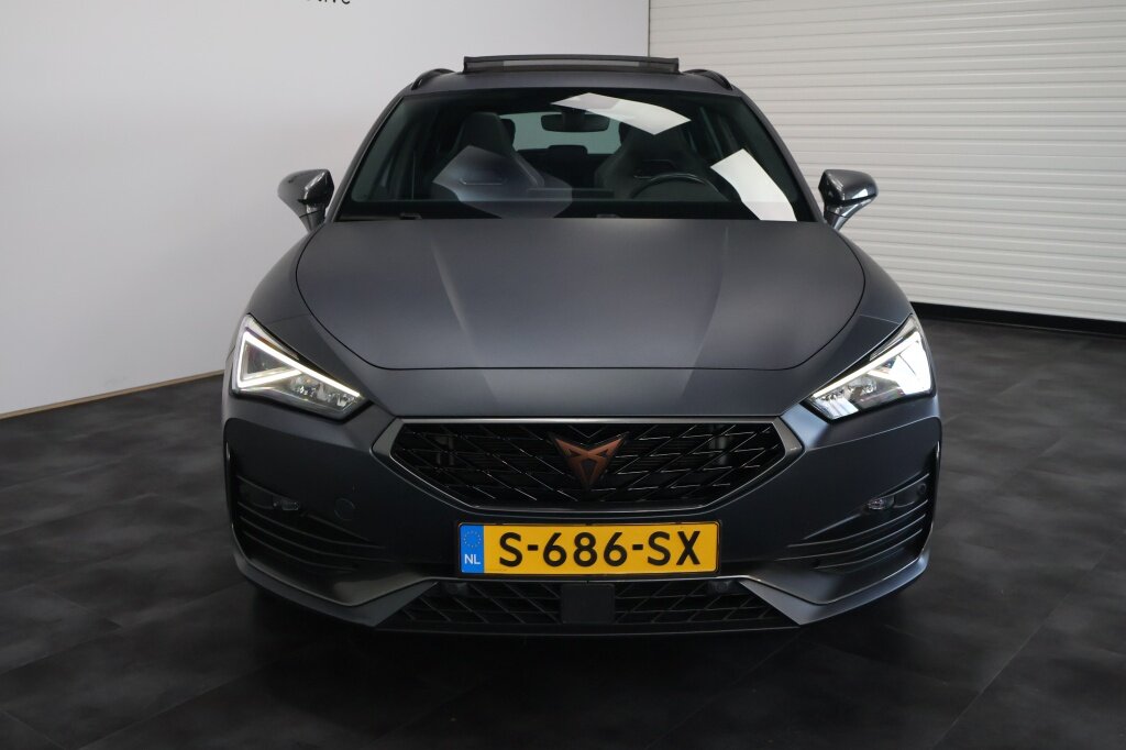 CUPRA Leon Sportstourer 1.4 e-Hybrid Copper VZ Performance | Panoramadak | Sportstoel - Afbeelding 2
