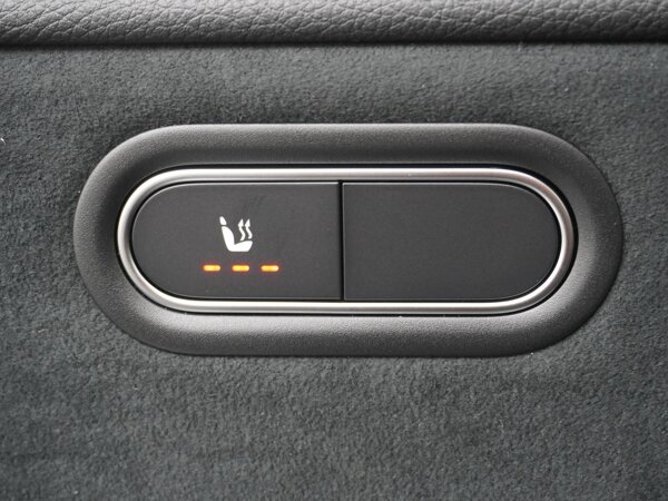 Verwarmde stoelen vooraan