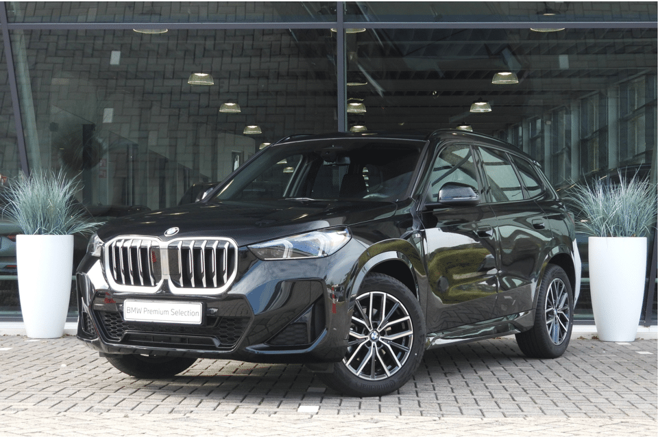 BMW X1 sDrive18i M Sport Automaat - Afbeelding 1
