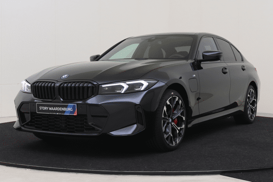 BMW 3 Serie 330e M Sport Automaat
