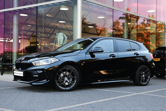 BMW 1 Serie 118i High Executive M Sport Automaat