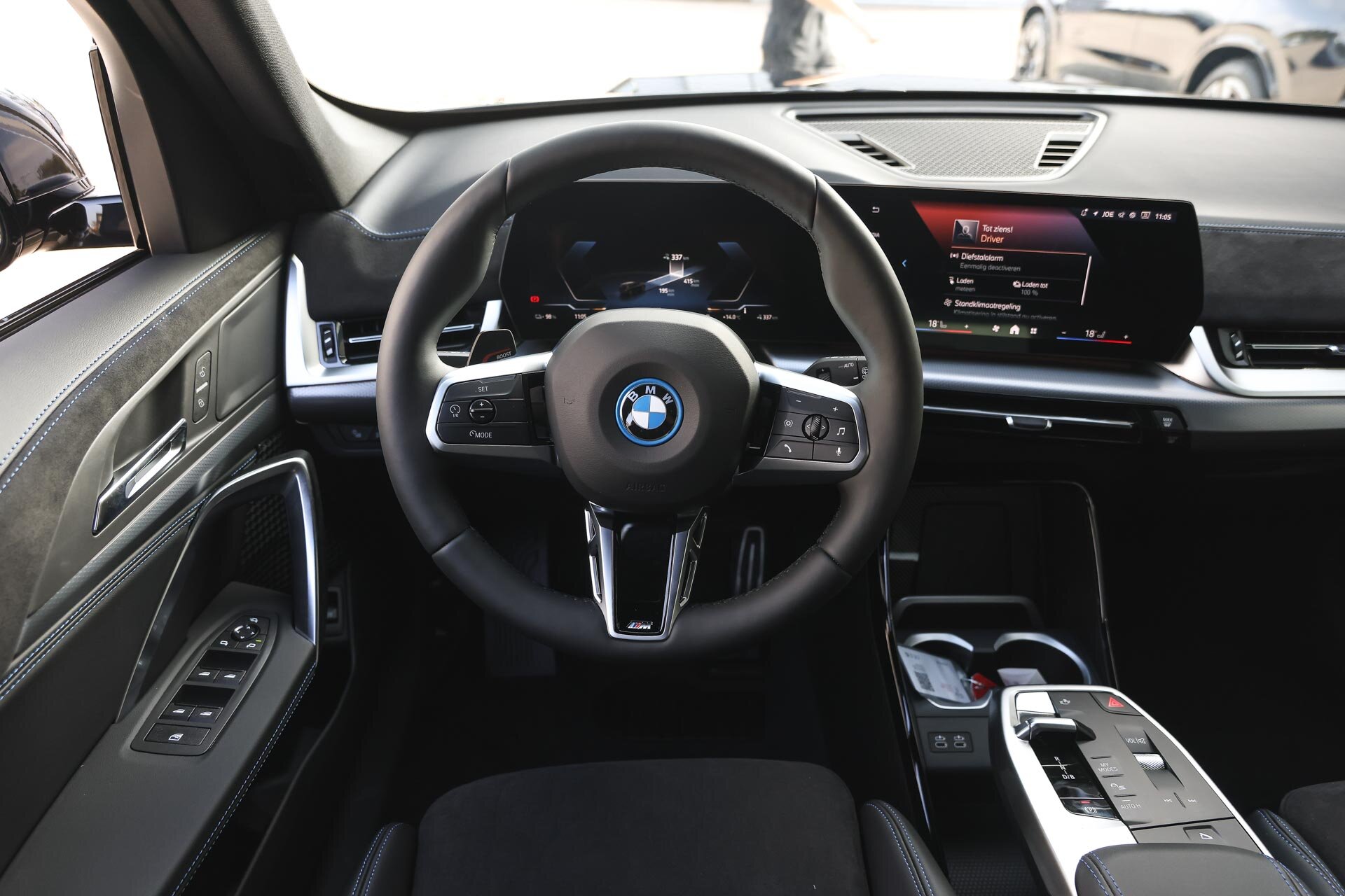 BMW iX1 xDrive30 M Sport - Afbeelding 3