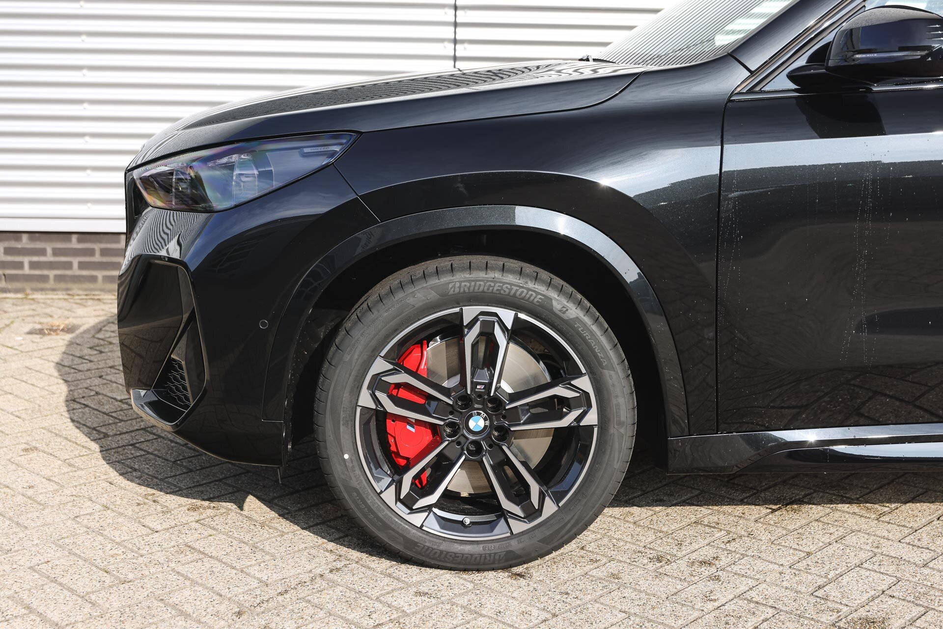 BMW iX1 xDrive30 M Sport - Afbeelding 4