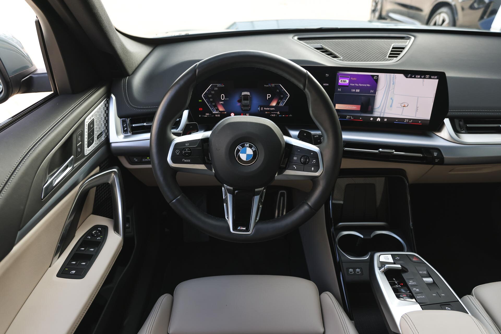BMW X1 sDrive20i M Sport Automaat - Afbeelding 3