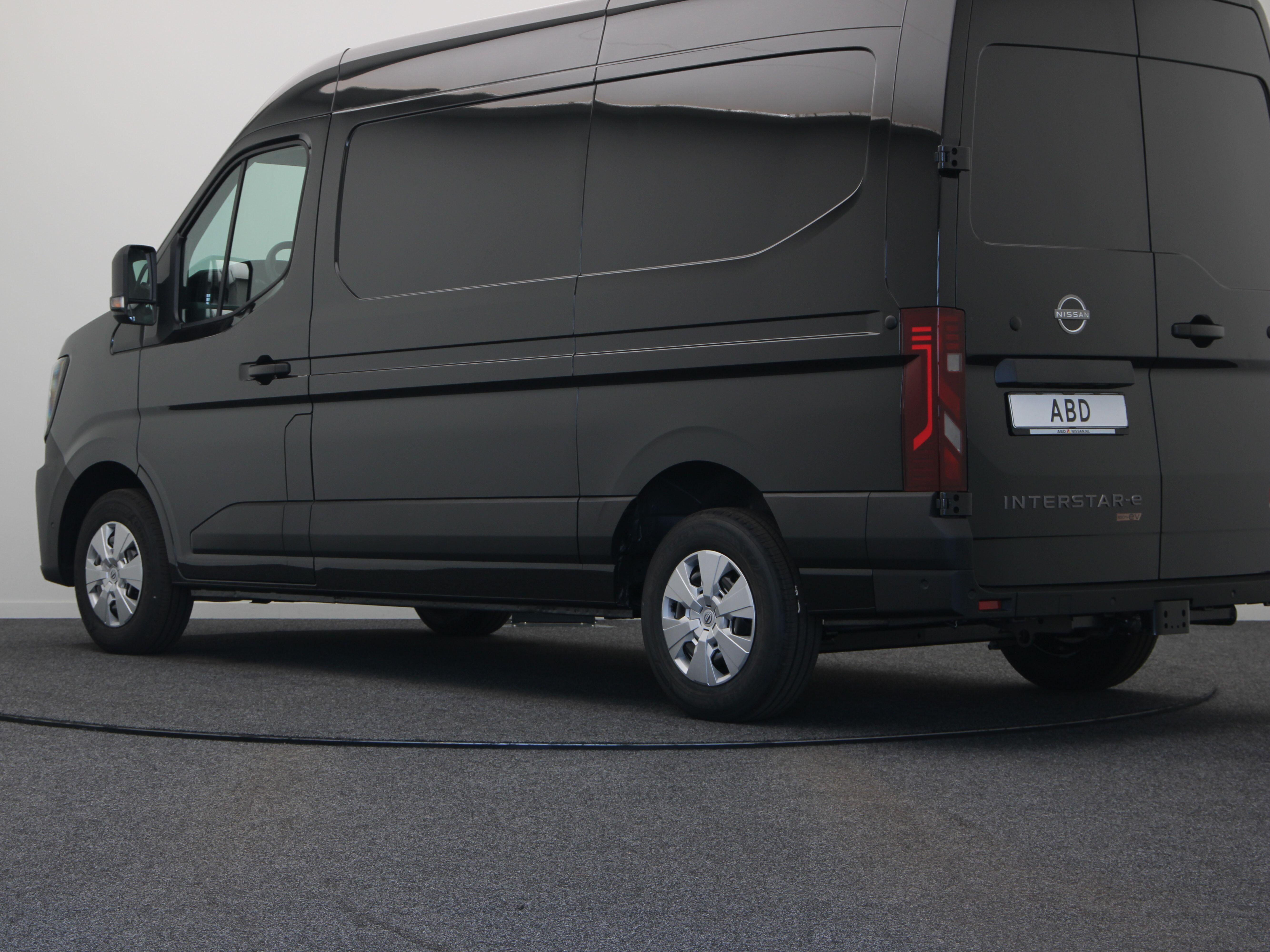 Nissan Interstar Interstar-e Gesloten Bestel L2H2 3.5T 87 kWh 143 1AT Limited + Trekhaak - Afbeelding 3