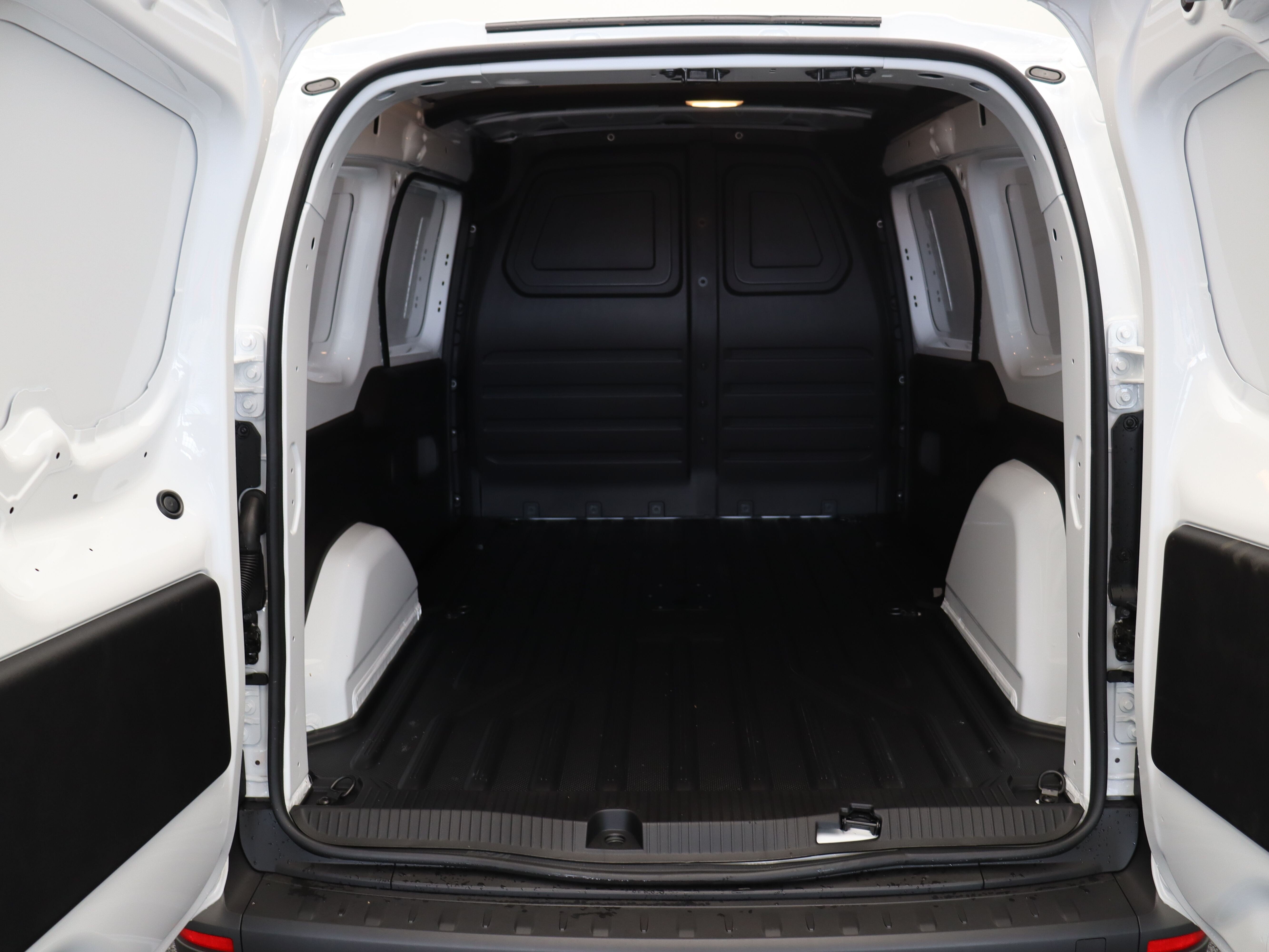 Nissan Townstar Gesloten Bestel L2H1 EV 121 1AT N-Connecta + Tweede schuifdeur - Afbeelding 5