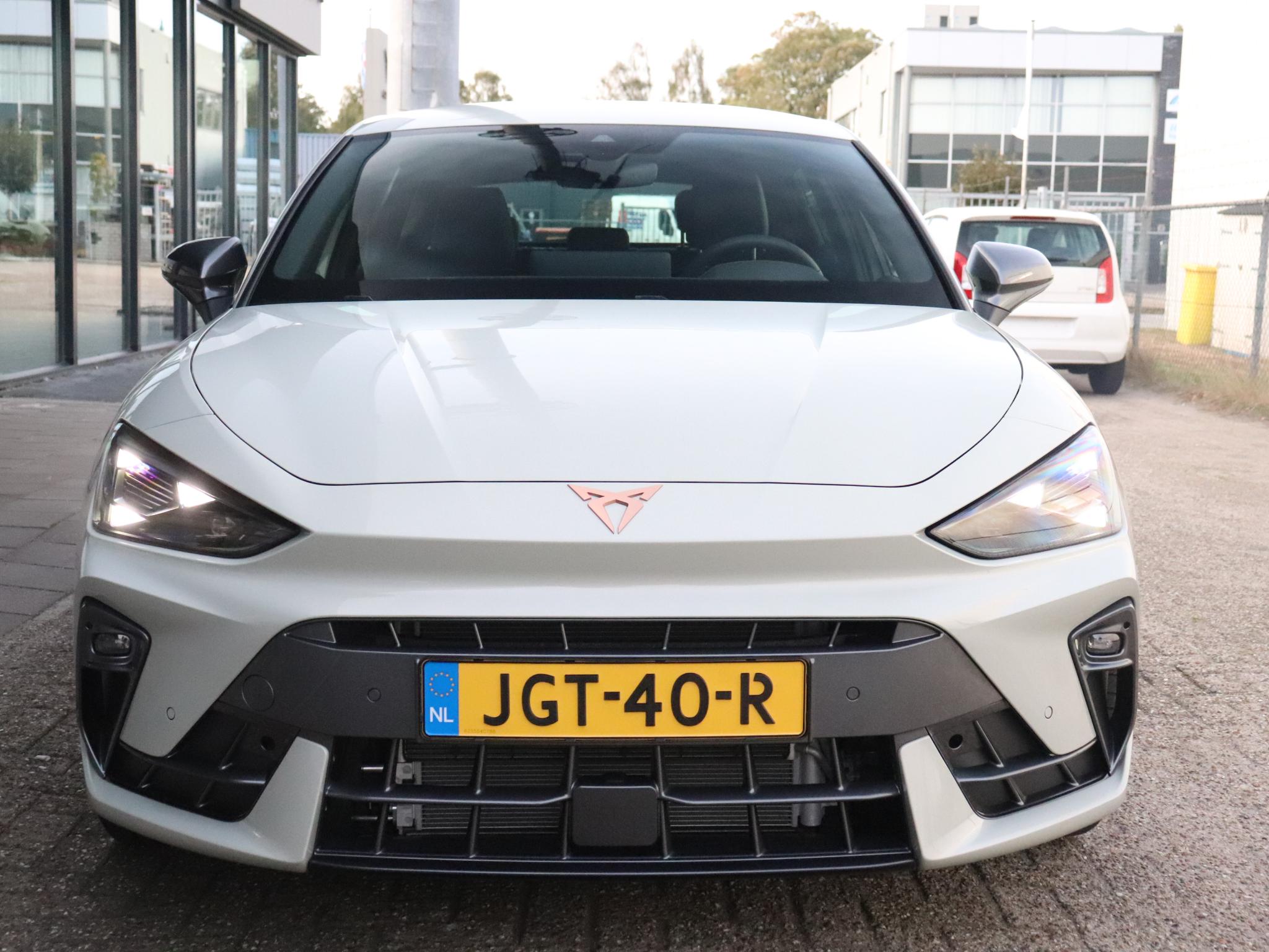 CUPRA Leon 1.5 TSI e-Hybrid 204pk Business - Afbeelding 3