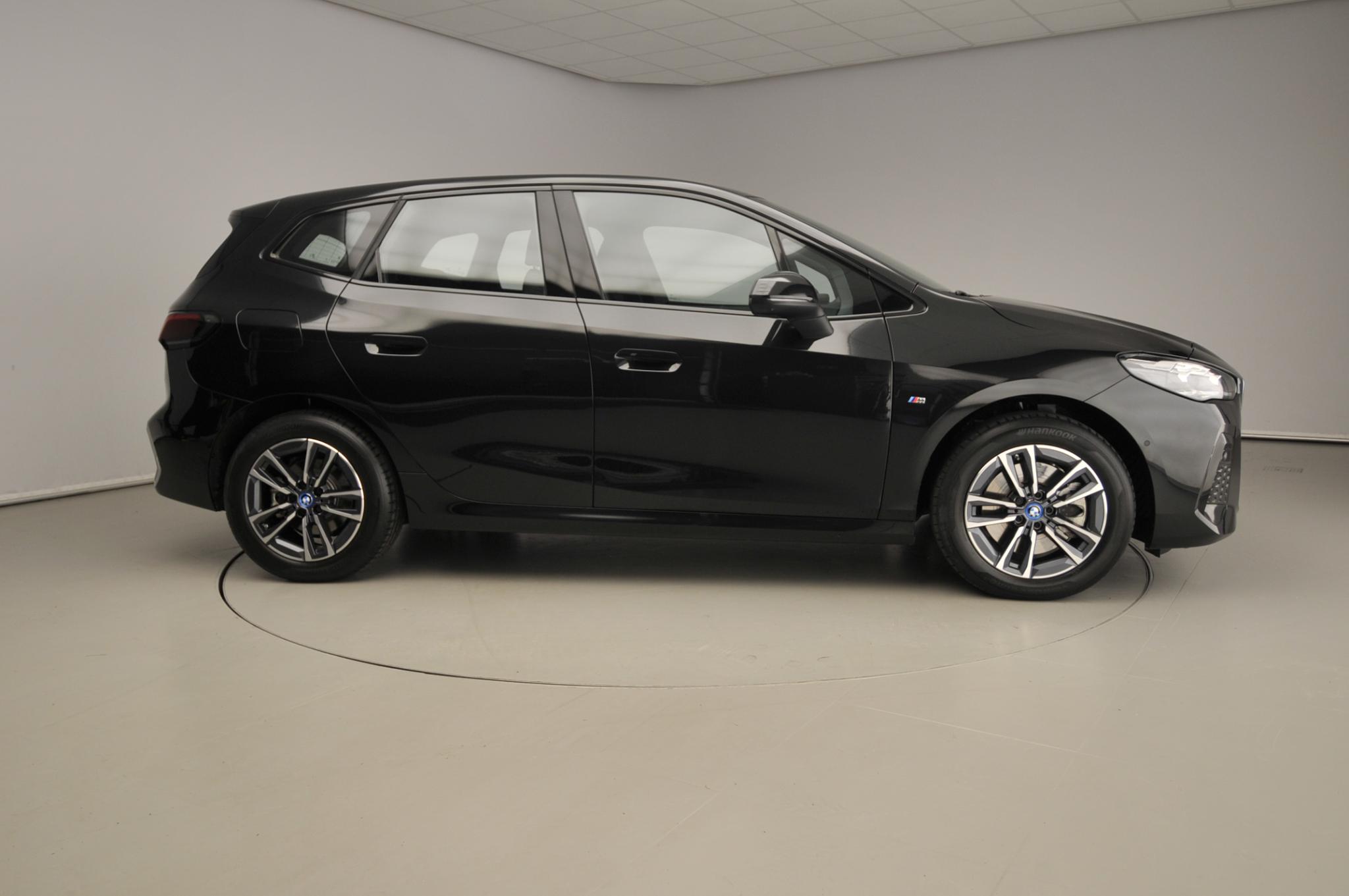 BMW 2 Serie Active Tourer 230e xDrive - Afbeelding 2