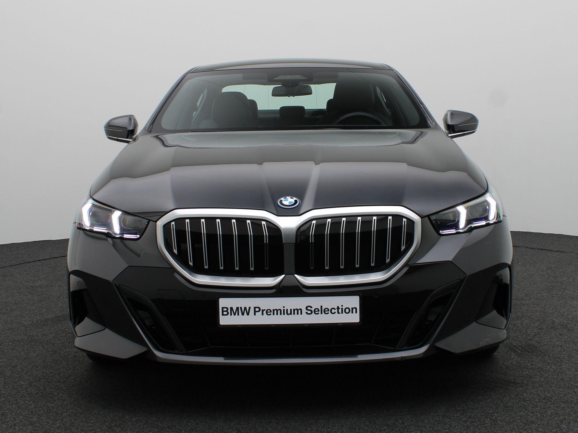 BMW 5 Serie Sedan 530e - Afbeelding 3